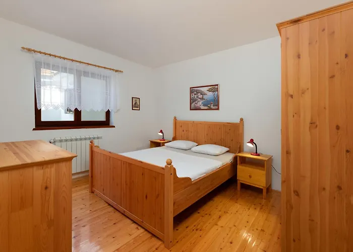 Limun-2 By Interhome Apartmán