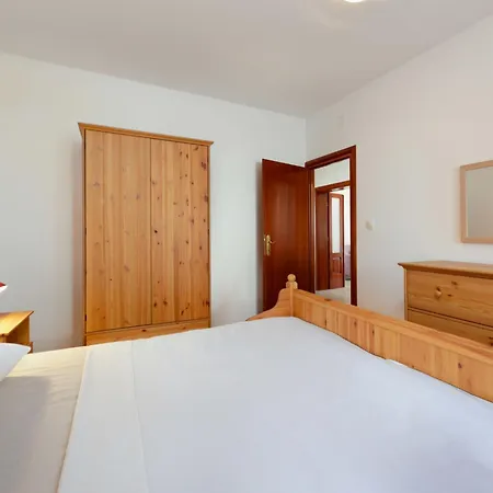 Limun-2 By Interhome شقة تروغير